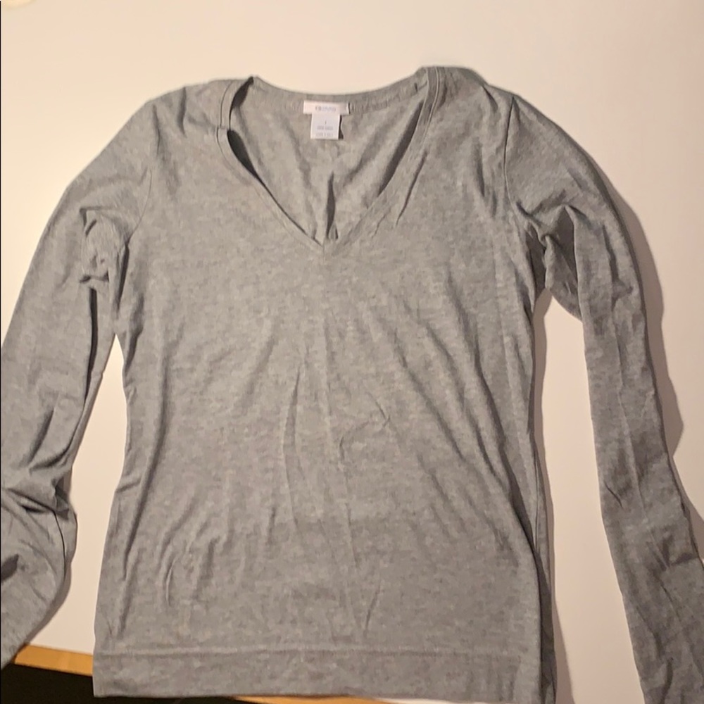 Long sleeve tee shirt